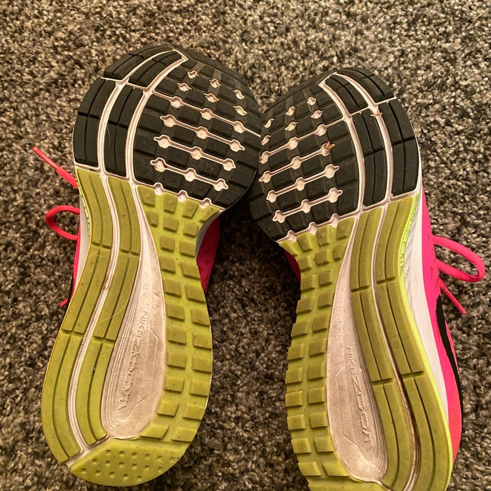 Pink Nike Pegasus 31 - Picture 6 of 6